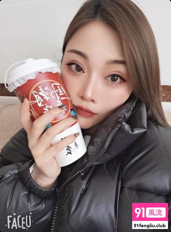 拱墅纹身美女嘉佳